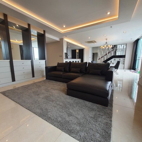 รหัสC6777 ให้เช่าคอนโด Penthouse Duplex  2ชั้น เดอะโฟร์วิงส์ เรสซิเดนซ์ ศรีนครินทร์ 3 ห้องนอน