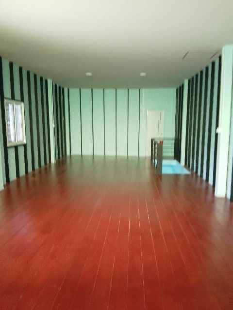รีโนเวทใหม่ รร.เทศบาลเมืองภูเก็ต 2.2 กม.ให้เช่าอาคารพาณิชย์ 2 ชั้น 28ตร.วา.128 ตร.ม. หลาดจีภูเก็ต 1 กม. 2 นอน 2 น้ำ สภาพดี ภูเก็ต 650 ม.