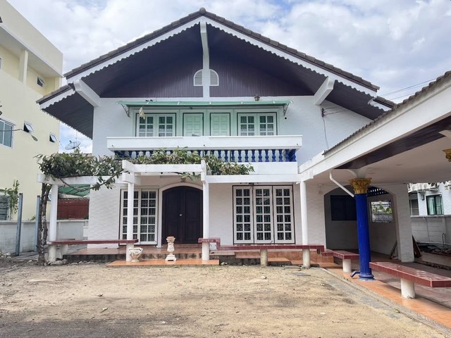 ให้เช่าบ้านเดี่ยว  ซอยรามคำแหง60    ย่าน บางกะปิ หัวหมาก กรุงเทพกรีฑา 