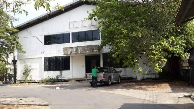 ให้เช่าโกดัง โรงงาน พร้อมออฟฟิศ พื้นที่ 2000 ตรม. ซอยนิคมบางพลี ใกล้ รพ.บางนา 2