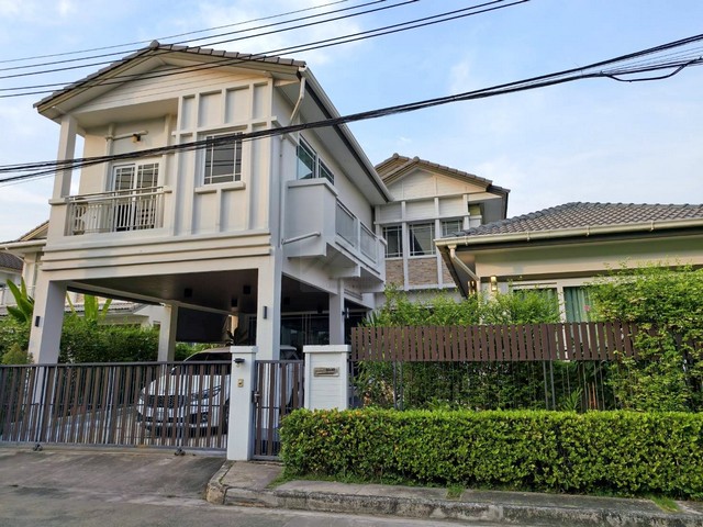 ขายบ้านเดี่ยวหลังใหญ่ 97 ตรว. 5 ห้องนอน หมู่บ้านมัณฑนา กรุงเทพกรีฑา7 บรรยากาศเงียบสงบ 