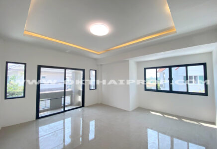 ทาวน์เฮ้าส์ ศุภาวัฒน์ 0 Rai 0 งาน 35 sq.wa 3 นอน 2790000 BAHT GOOD ปทุมธานี