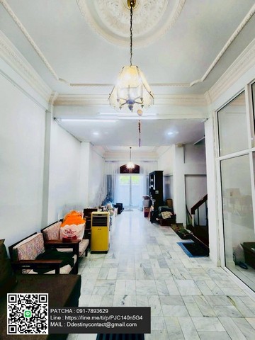 ให้เช่าทาวน์โฮม 3ชั้น 5ระดับ ซอยเอกมัย28 (สุขุมวิท 63) ใจกลางเมืองกรุงเทพ ใกล้ BTSเอกมัย เข้าออกได้หลายทาง