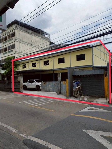 อาคารพาณิชย์ พื้นที่ค้าปลีกให้เช่า ลาดพร้าว 87 พ.ท. 50 ตร.ว. 1 ngan 0 ไร่ 100000 บ.   ดีลเด็ด!