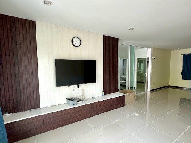 ขายด่วน! บ้านเดี่ยว 2 ชั้น ใกล้บายพาส หมู่บ้านเดอะทรี หนองขาม ศรีราชา TP-H1313