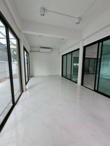 ให้เช่าบ้านเดี่ยว 2 ชั้น 200 ตรม. ย่านโชคชัย 4 ลาดพร้าว เหมาะทำโฮมออฟฟิศ ใกล้ MRT โชคชัย 4