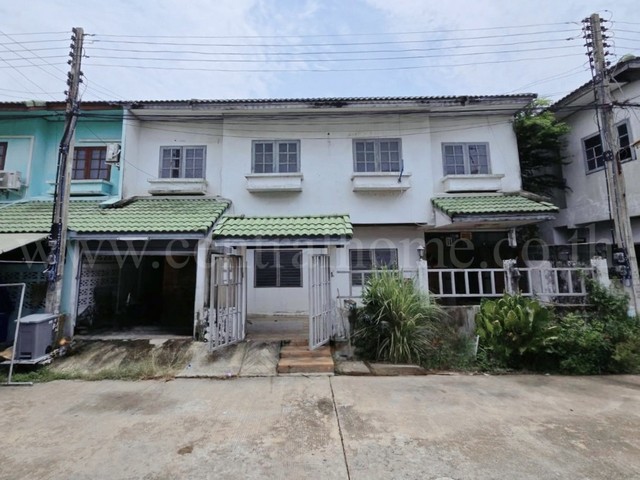 P1 ทาวน์เฮ้าส์ บ้านนริศรา รังสิต - คลอง 11 หลังใหญ่ราคารวม 2 หลัง
