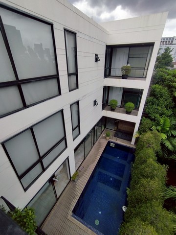 ให้เช่าอาคาร4ชั้นย่านอารีย์พญาไทราชครู 650ตร.ม.4นอนพร้อมสระว่ายน้ำส่วนตัวเฟอร์บางส่วน เหมาะอยู่อาศัยและทำโฮมออฟฟิศ ใกล้BTSอารีย์