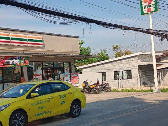 บิ๊กซี เพชรเกษม 2 (เอ็กซ์ตร้า) ซ.เพชรเกษม 99-114 บ้านเดี่ยวชั้นเดียว 1 นอน  รร. เลิศหล้า 1.5 กม. 2.5กม. 1 น้ำ เหมาะทำร้านเสริมสวย